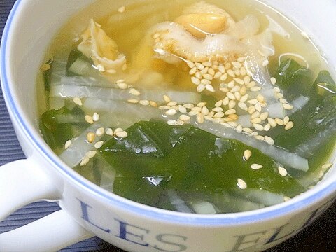 ホタテだし☆　「大根とワカメのスープ」